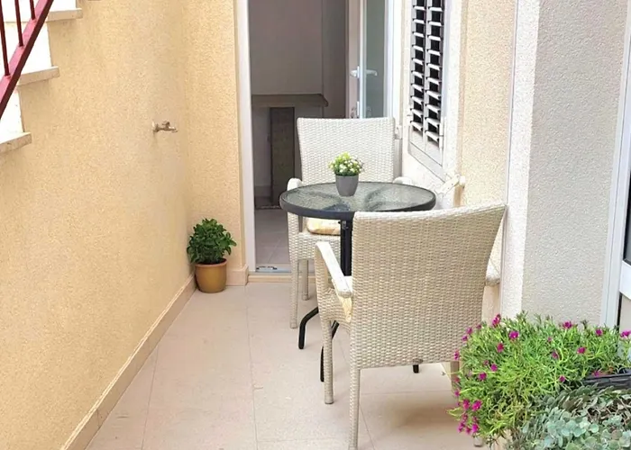 Dora - With Terrace Dubrovnik